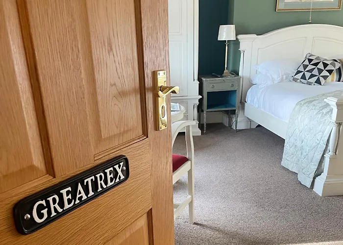 Eagle House - Award Winning B&B And Apartment